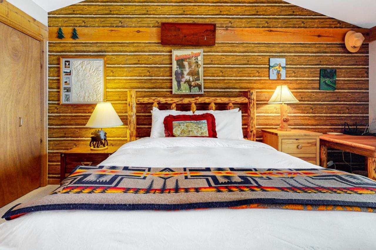 The Director'S Cabin Teton Village Exterior photo